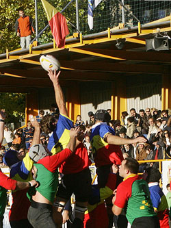 orig_33-didac_editora_14_10710.jpg (41457 bytes)