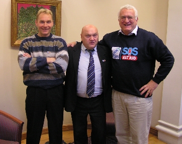 dad2_m.jpg (95377 bytes)